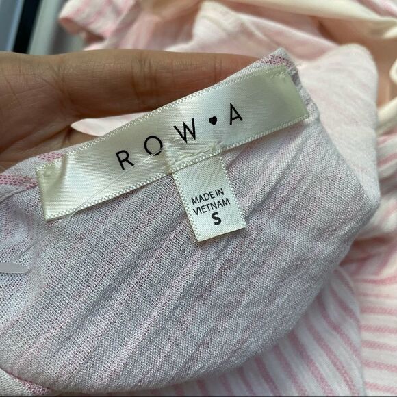 ROW•A Striped short sleeved tie front jumpsuit in pink/ white lined sz Small - Picture 6 of 8